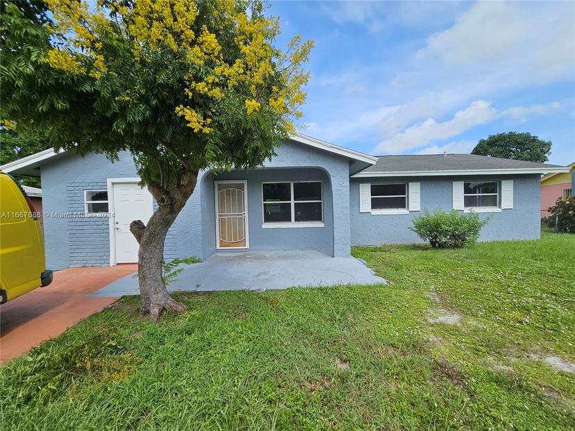 Picture of 2908 Anderson Dr, Fort Pierce FL 34946