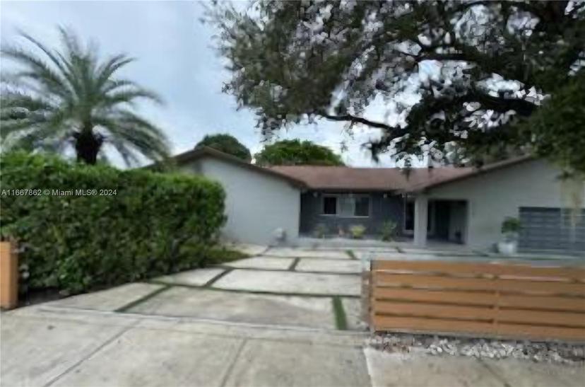 Picture of 15700 NW 37Th Ct, Miami Gardens FL 33054