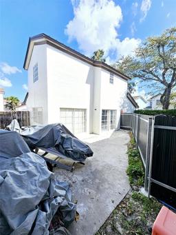 Picture of 12662 NW 8Th Trl, Miami, FL 33182