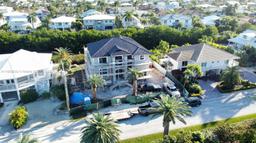 Picture of 230 15Th Circle, Key Colony, FL 33051