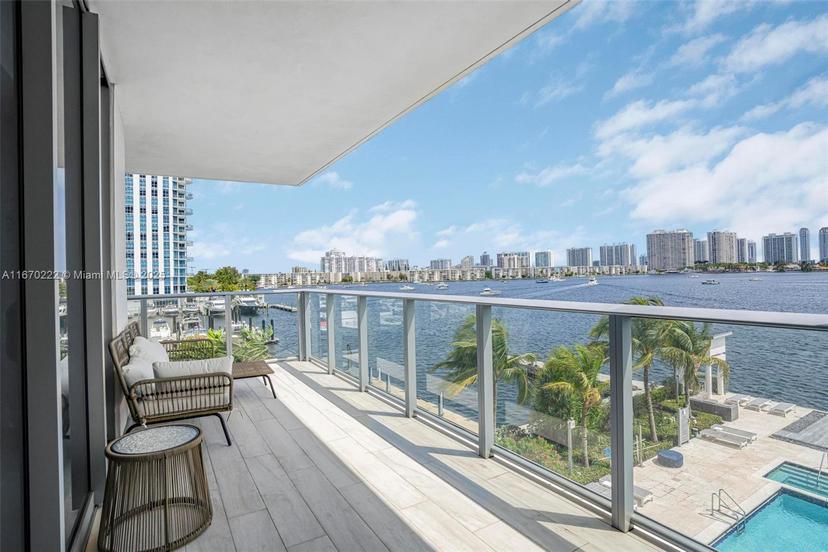 Picture of 17111 Biscayne Blvd # 309, North Miami Beach FL 33160