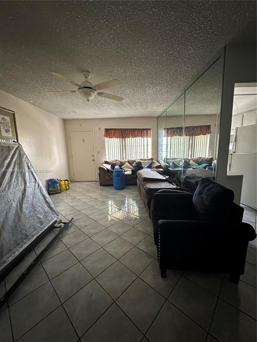 Picture of 12 NE 204Th St # 17, Miami Gardens FL 33179