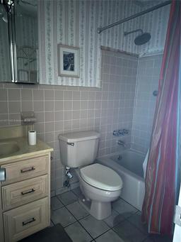 Picture of 12 NE 204Th St # 17, Miami Gardens, FL 33179