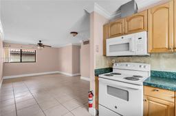 Picture of 2760 W 62Nd Pl # 203, Hialeah, FL 33016