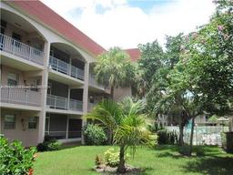 Picture of 541 Blue Heron Dr # 114, Hallandale Beach, FL 33009