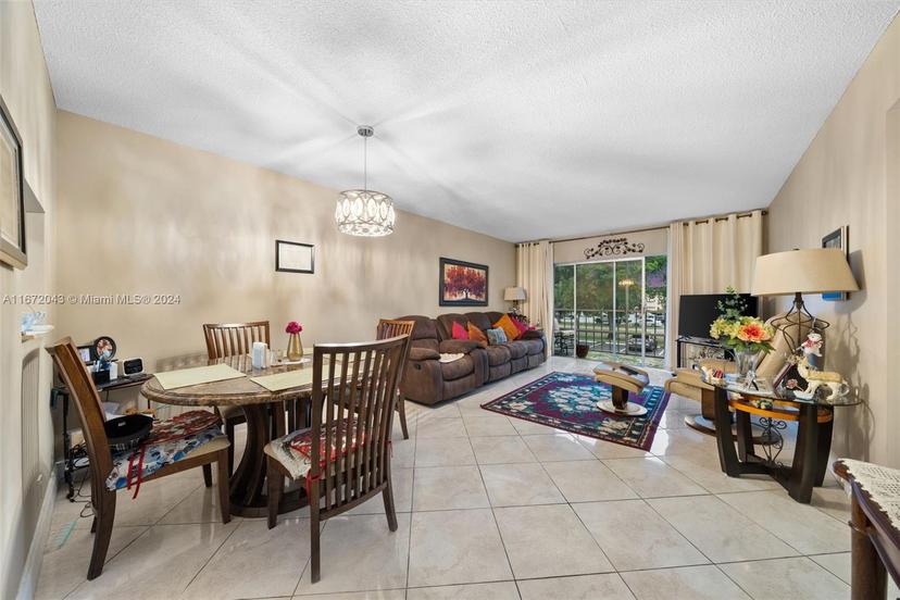 Picture of 1000 Hillcrest Ct # 214, Hollywood FL 33021