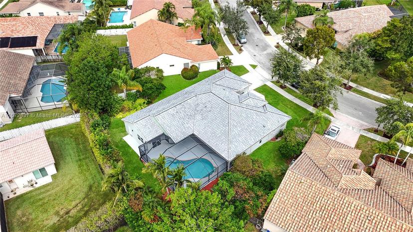 Picture of 512 Stonemont Ln, Weston FL 33326