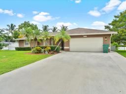 Picture of 2261 NW 121St Ave, Plantation, FL 33323