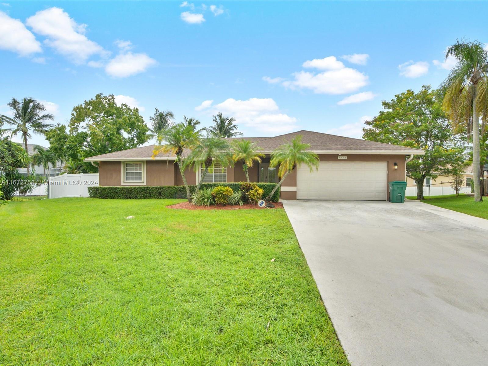 Picture of 2261 NW 121St Ave, Plantation, FL 33323