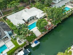 Picture of 1001 S Alhambra Cir, Coral Gables, FL 33146