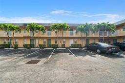 Picture of 4081 N Dixie Hwy # 27, Oakland Park, FL 33334