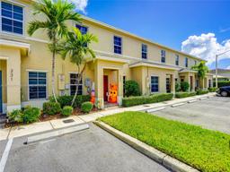 Picture of 327 NE 5Th Pl, Florida City, FL 33034