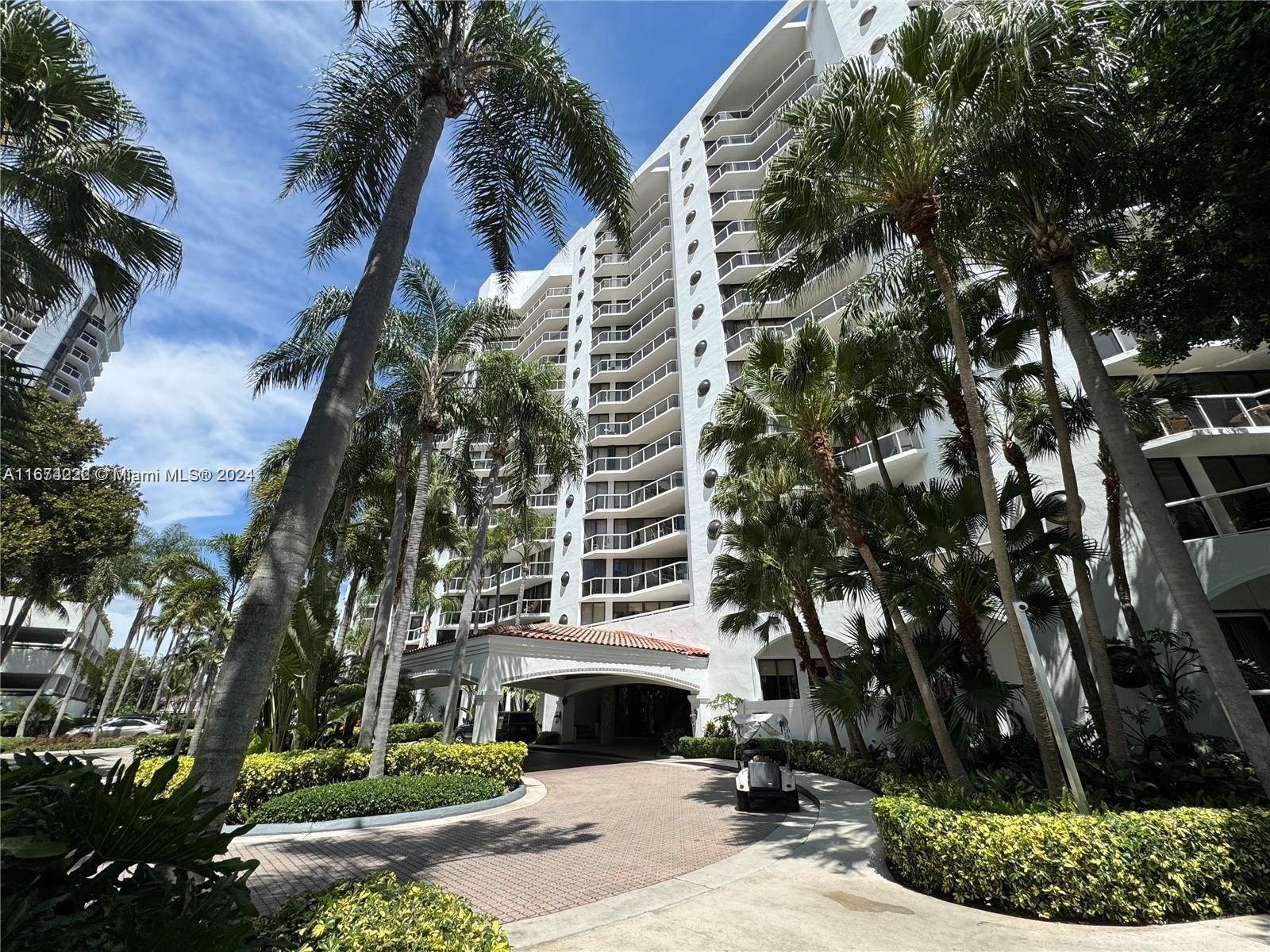 Picture of 3610 Yacht Club Dr # 906, Aventura, FL 33180