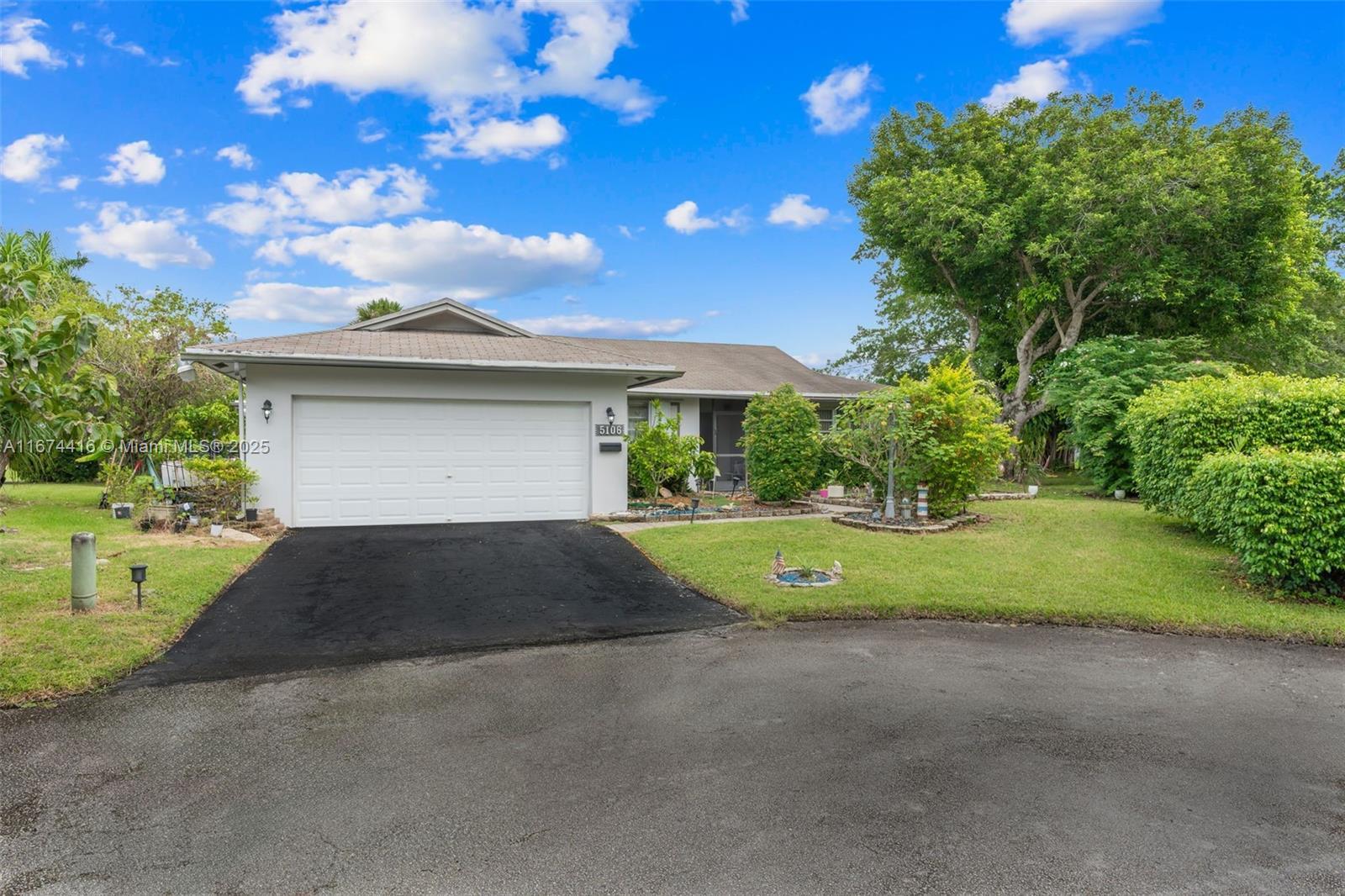 Picture of 5106 Bayberry Ln, Tamarac, FL 33319