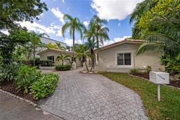 Picture of 13240 Coronado Ln, North Miami, FL 33181