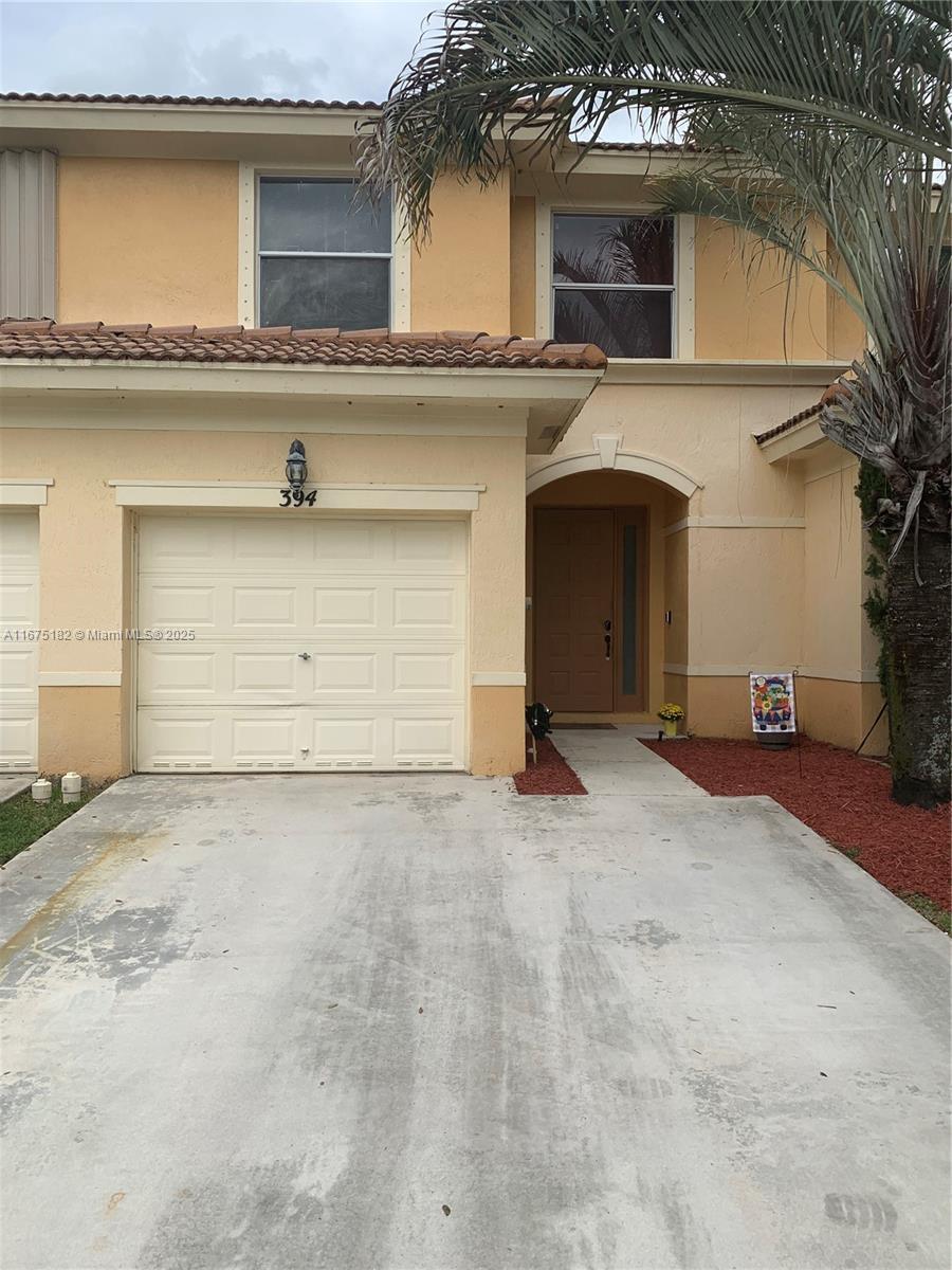 Picture of 394 River Bluff Ln, Royal Palm Beach, FL 33411