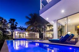 Picture of 65 S Hibiscus Dr, Miami Beach, FL 33139