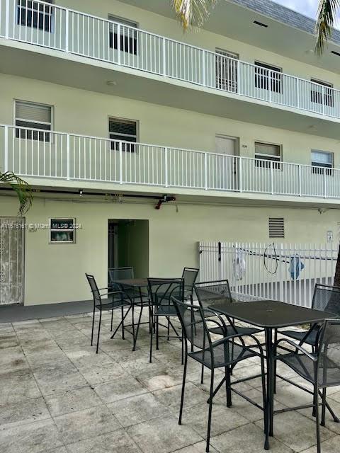 Picture of 12890 NE 8Th Ave # 102, North Miami FL 33161