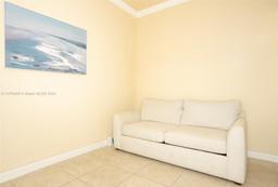 Picture of 16934 SW 90Th Terr Ci Ter, Miami, FL 33196