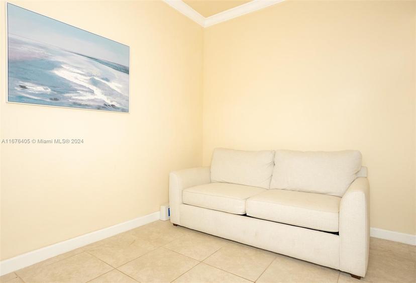 Picture of 16934 SW 90Th Terr Ci Ter, Miami FL 33196