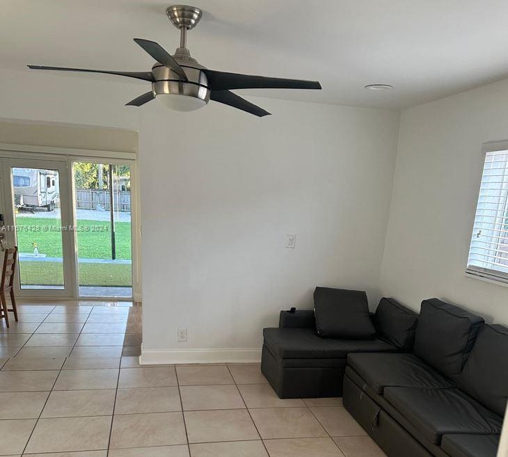 Picture of 2514 Adams St, Hollywood FL 33020