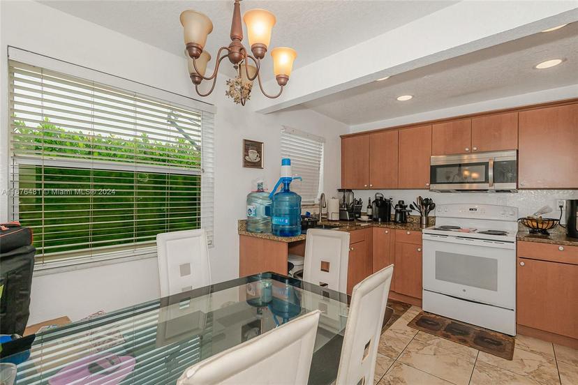 Picture of 2826 Van Buren St # 2, Hollywood FL 33020