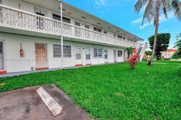 Picture of 121 NE 204Th St # 9, Miami Gardens, FL 33179