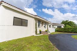 Picture of 2633 Arthur St, Hollywood, FL 33020