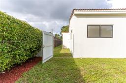 Picture of 2633 Arthur St, Hollywood, FL 33020