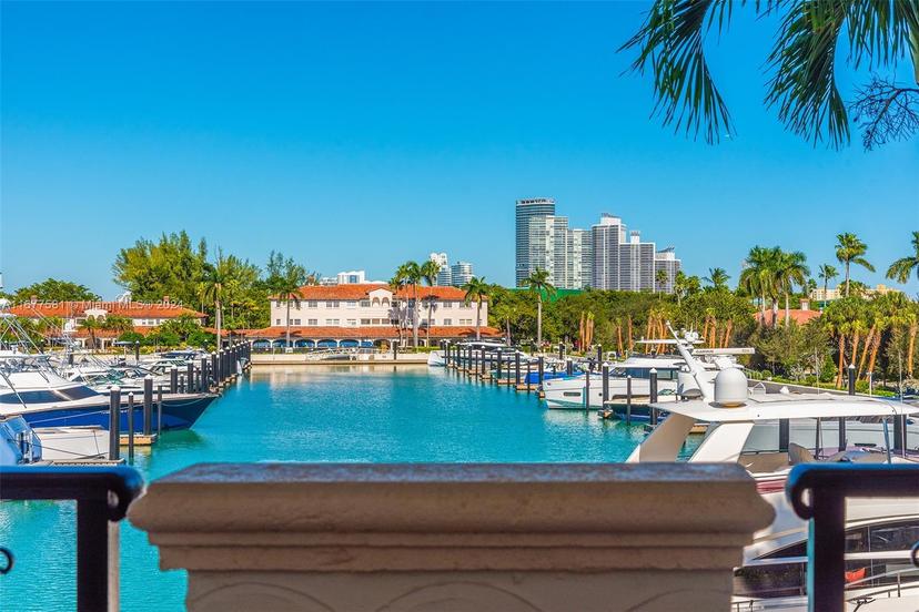 Picture of 2522 Fisher Island # 6202, Miami Beach FL 33109