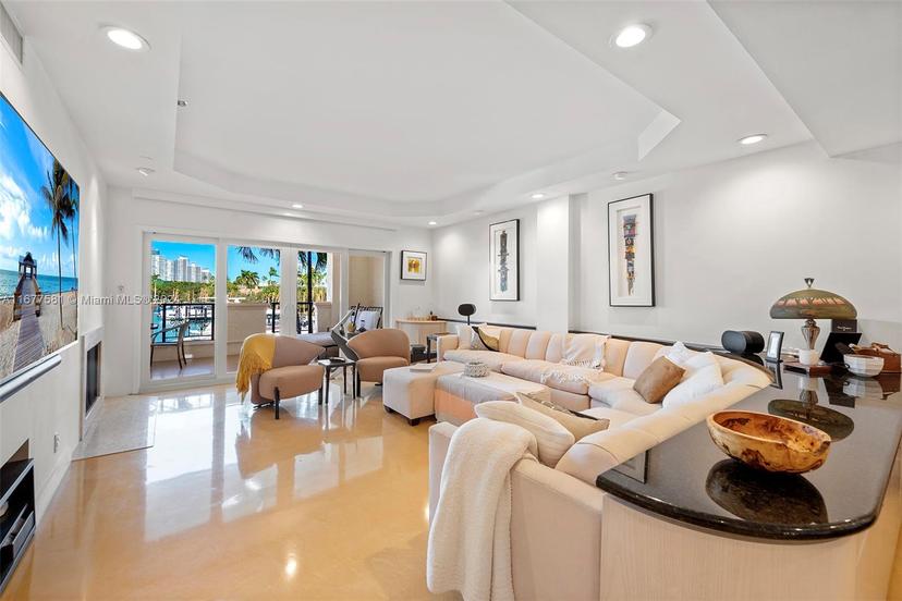 Picture of 2522 Fisher Island # 6202, Miami Beach FL 33109