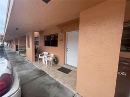 Picture of 2224 W 53Rd Pl # 2224, Hialeah, FL 33016