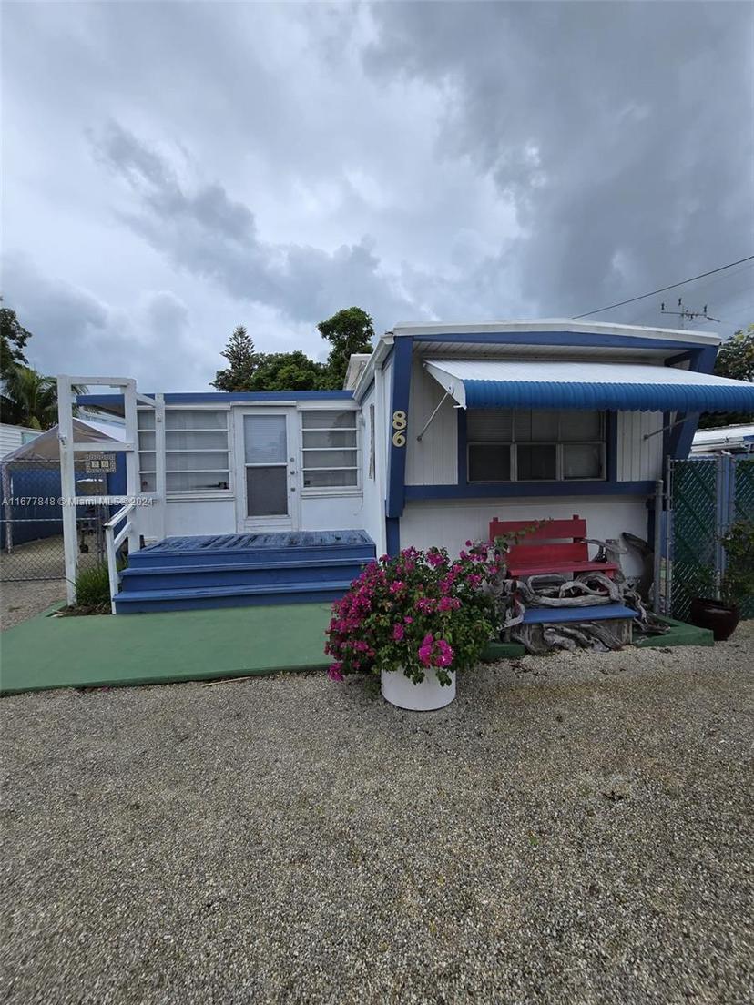 Picture of 86 Avenue B, Key Largo, FL 33037