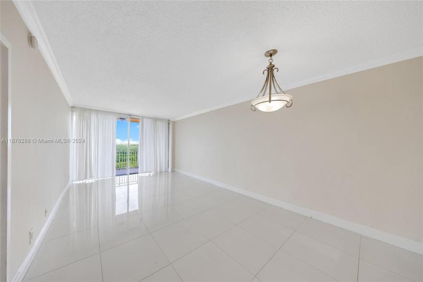 Picture of 2450 NE 135Th St # 1006, North Miami FL 33181