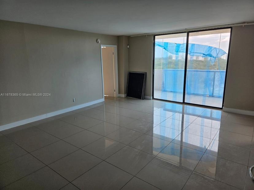 Picture of 13499 Biscayne Blvd # 805, North Miami FL 33181