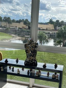 Picture of 8110 Sunrise Lakes Blvd # 211, Sunrise, FL 33322