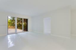 Picture of 1121 Crandon Blvd # D106, Key Biscayne, FL 33149