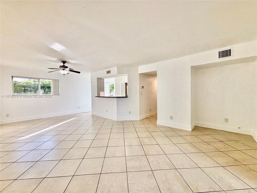 Picture of 3405 NW 44Th St # 104, Oakland Park FL 33309