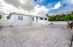 Picture of 230 E 56Th St, Hialeah, FL 33013