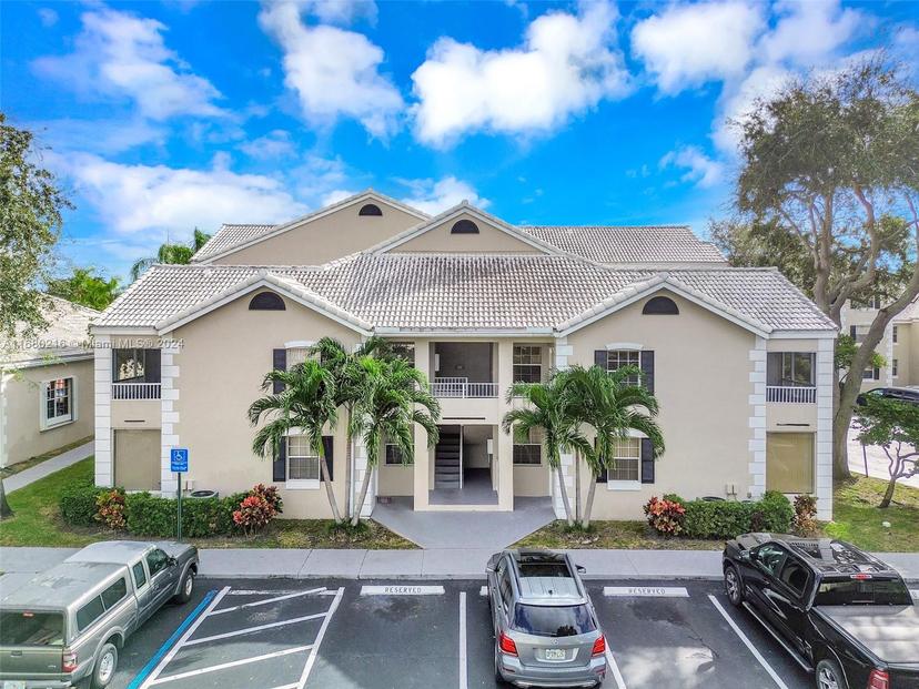 Picture of 2880 N Oakland Forest Dr # 102, Oakland Park FL 33309