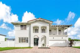 Picture of 12861 SW 198Th Ter, Miami, FL 33177