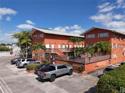 Picture of 421 NE 68 St # 8, Miami, FL 33138