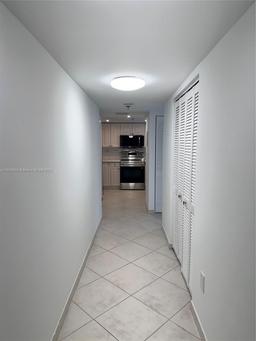 Picture of 540 Brickell Key Dr # 302, Miami, FL 33131