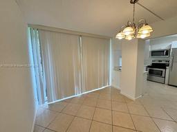 Picture of 17021 N Bay Rd # 124, Sunny Isles Beach, FL 33160