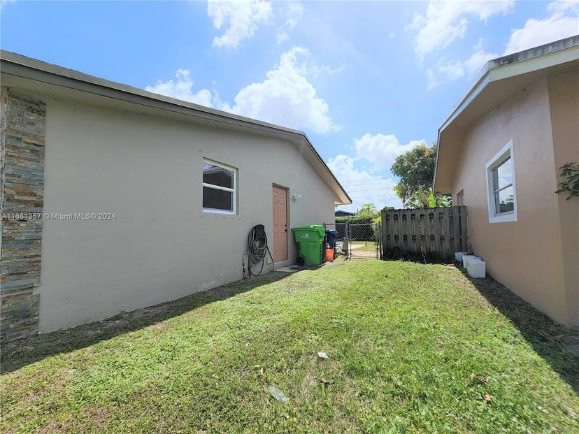 Picture of 5840 NW 16Th St, Sunrise FL 33313