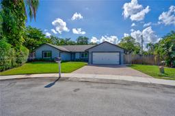 Picture of 2980 SW 82Nd Way, Davie, FL 33328