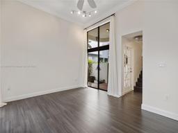 Picture of 2956 Bird Ave # 4, Miami, FL 33133