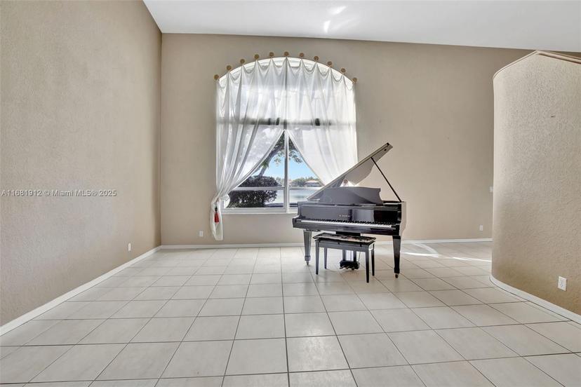 Picture of 12618 NW 23Rd St, Pembroke Pines FL 33028