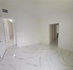 Picture of 1758 NE 183Rd St, North Miami Beach, FL 33179