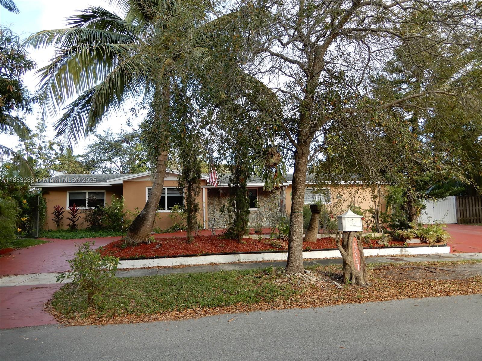 Picture of 19901 SW 92Nd Ave, Cutler Bay, FL 33157